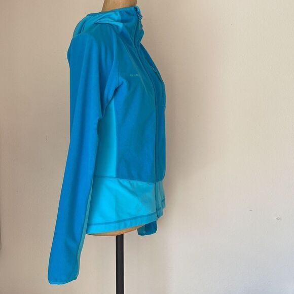 Mammut sz M hooded mid weight layer zip front and one zip pocket at chest EUC - Picture 2 of 10
